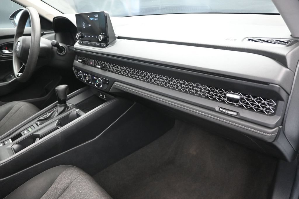 Used 2024 Honda Accord EX image 24