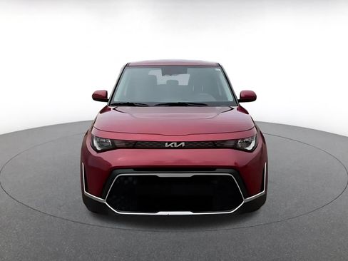 Used 2025 Kia Soul LX w/ LX Technology Package FWD image 4