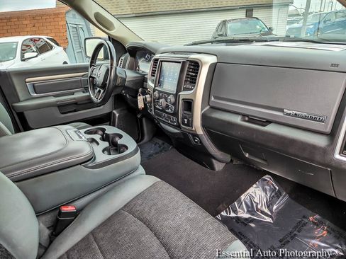 Used 2018 RAM 1500 Big Horn AWD/4WD image 30