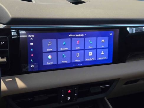 New 2026 Porsche Macan 4 Electric image 26