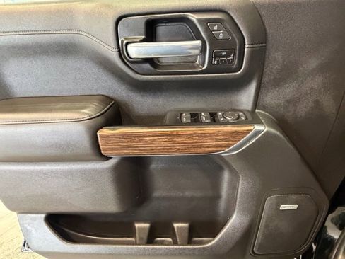 Used 2021 Chevrolet Silverado 1500 High Country w/ Technology Package image 26