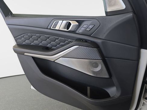 Used 2021 BMW X5 M w/ Competition Package image 24