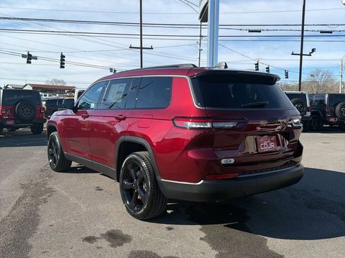 New 2026 Jeep Grand Cherokee L Limited w/ Limited Altitude Package RWD image 4