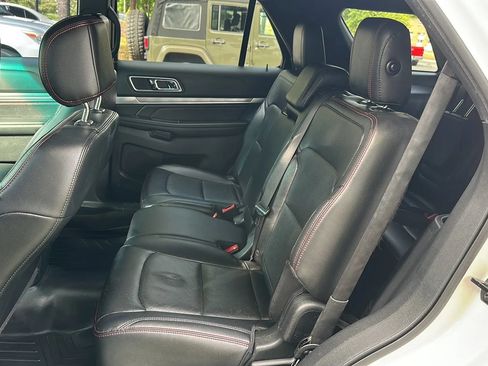 Used 2016 Ford Explorer Sport w/ Equipment Group 401A AWD/4WD image 18