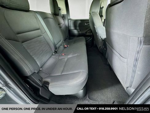 Used 2024 Nissan Frontier SV w/ Technology Package RWD image 24