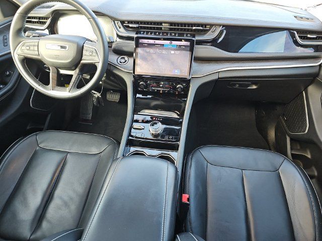 Used 2023 Jeep Grand Cherokee 4WD 4xe image 8