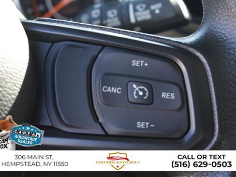 Used 2023 Jeep Wrangler Sport image 17