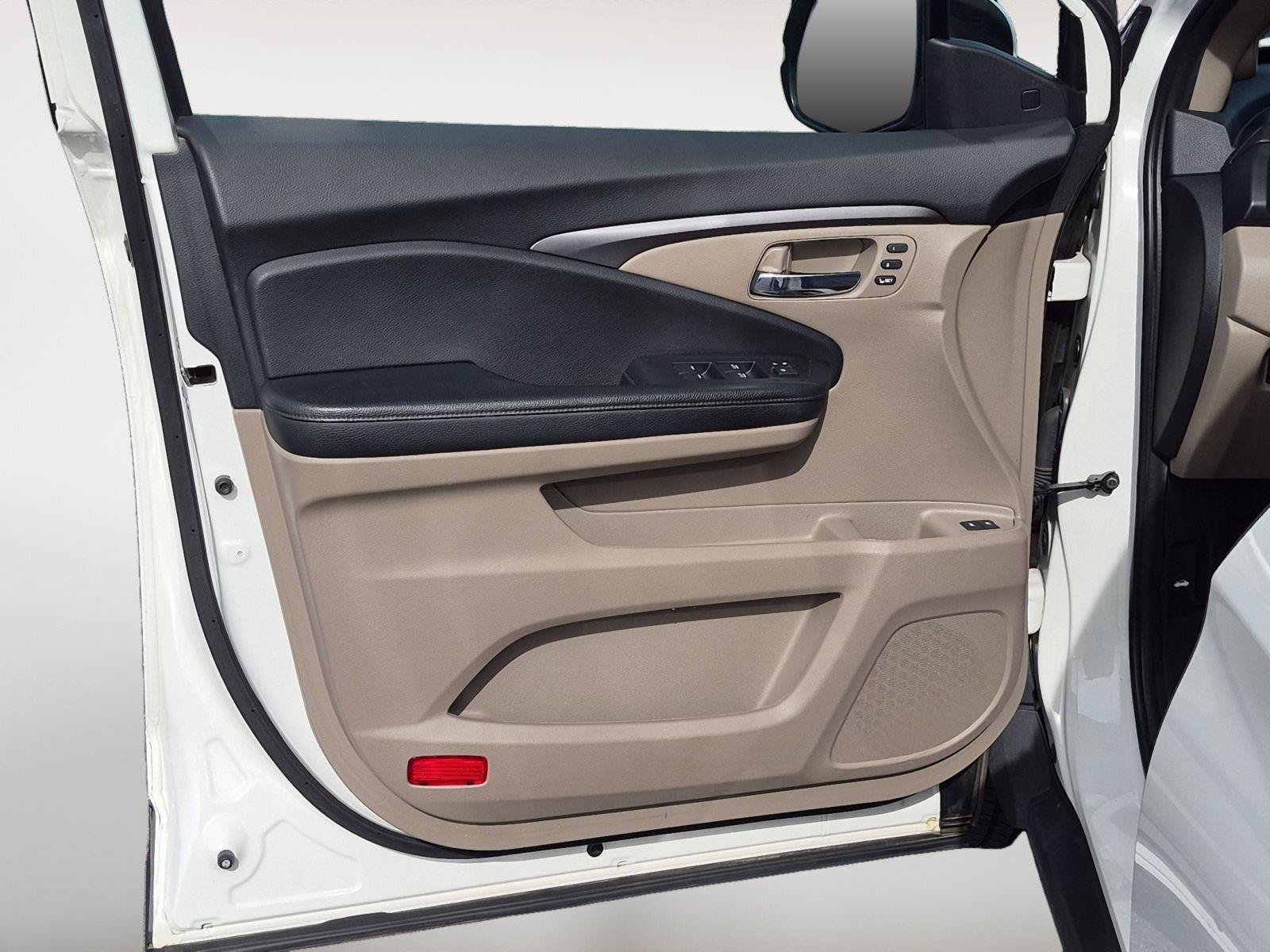 Certified 2019 Honda Pilot EX-L image 32