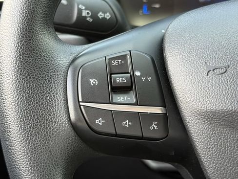 Used 2025 Ford Escape Active FWD image 11