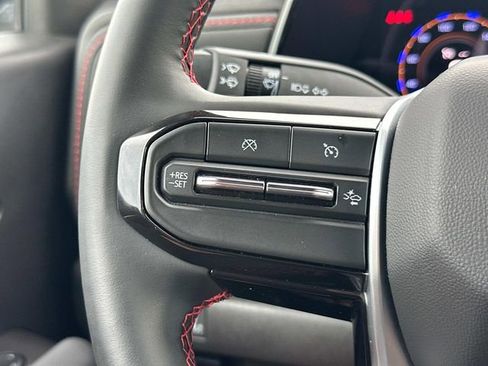 Used 2025 Chevrolet Colorado Z71 image 25