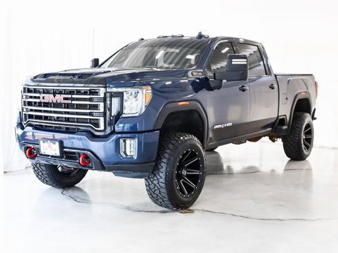 Used 2022 GMC Sierra 2500 AT4 image 3