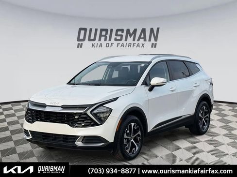 Used 2023 Kia Sportage EX image 2