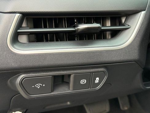 New 2025 Kia K4 LXS image 19