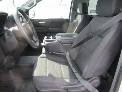 Certified 2025 Chevrolet Silverado 1500 W/T w/ WT Value Package AWD/4WD image 9