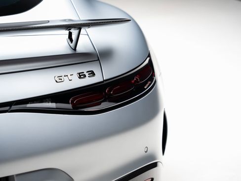 Used 2025 Mercedes-Benz AMG GT 63 image 32