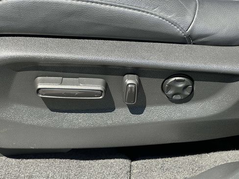 Certified 2021 Honda CR-V Touring image 16