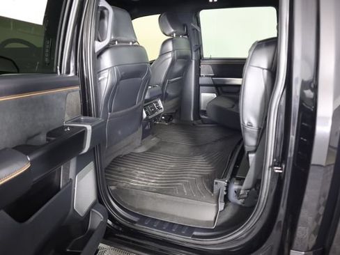 Used 2024 Ford F250 Platinum w/ FX4 Off-Road Package AWD/4WD image 71