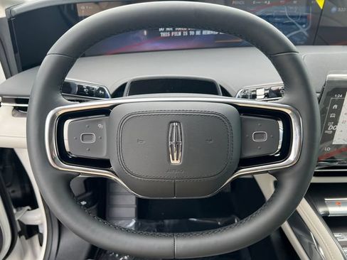 New 2026 Lincoln Nautilus Premier AWD/4WD image 28