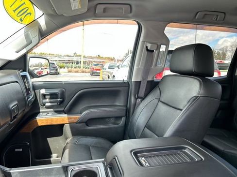 Used 2017 Chevrolet Silverado 1500 LTZ w/ Sport Package image 32