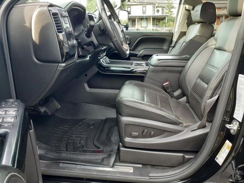 Used 2015 GMC Sierra 2500 Denali w/ Duramax Plus Package image 12