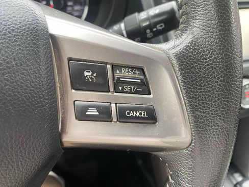 Used 2015 Subaru Forester 2.5i Touring w/ Eyesight & Navigation System AWD/4WD image 17
