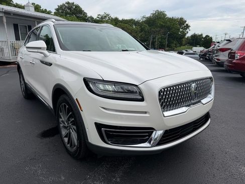Used 2019 Lincoln Nautilus Reserve AWD/4WD image 3