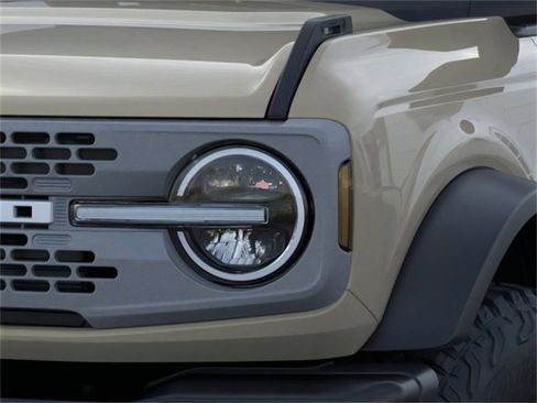 New 2025 Ford Bronco Badlands image 20