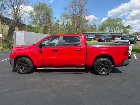 Used 2025 RAM 1500 Big Horn AWD/4WD image 9
