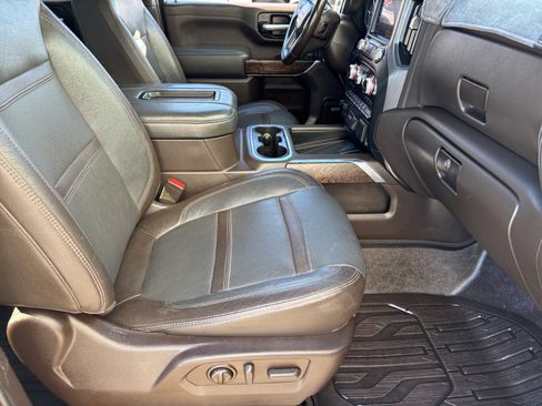 Used 2020 GMC Sierra 2500 Denali w/ Technology Package image 19