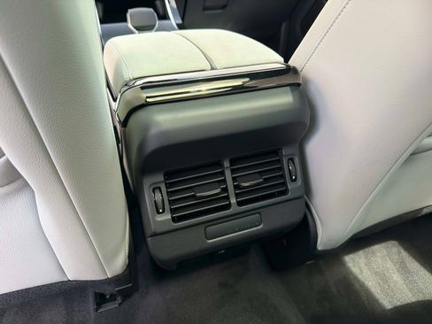 New 2026 Land Rover Range Rover Evoque S AWD/4WD image 15