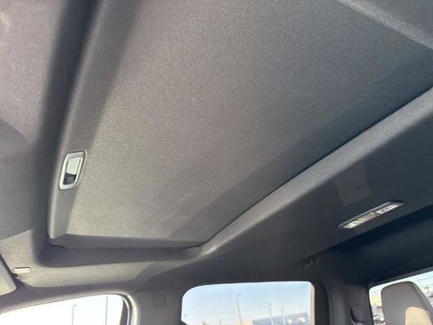 Used 2025 Chevrolet Silverado 2500 ZR2 w/ Technology Package image 14