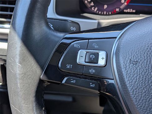 Used 2019 Volkswagen Atlas SEL R-Line AWD/4WD image 20