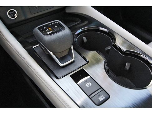 Used 2023 Nissan Rogue SL image 24