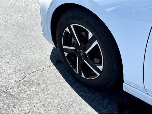 Used 2024 Nissan Sentra SV image 22