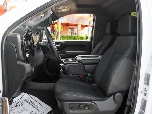 Used 2024 Chevrolet Silverado 3500 LT w/ Convenience Package image 16