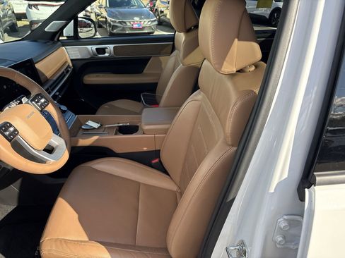 Certified 2024 Hyundai Santa Fe Limited image 14