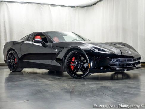 Used 2016 Chevrolet Corvette Stingray Coupe w/ 2LT Preferred Equipment Group RWD image 2