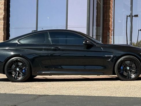 Used 2017 BMW M4 Coupe image 16