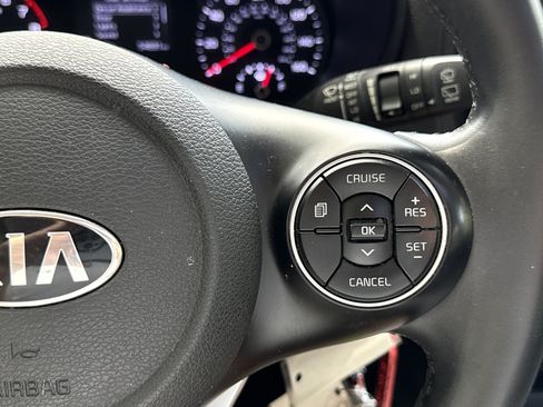 Used 2021 Kia Soul GT-Line FWD image 15