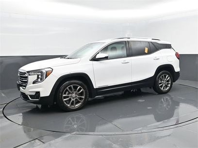 Used 2024 GMC Terrain SLT