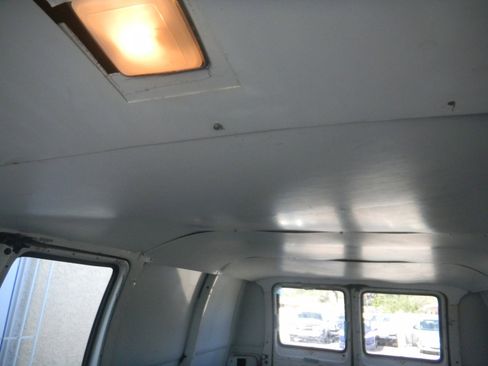 Used 2000 Dodge B1500 image 24