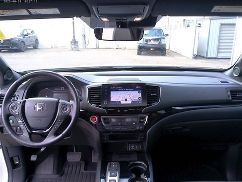 Used 2023 Honda Ridgeline Black Edition image 10