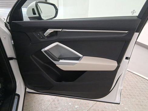 New 2025 Audi Q3 2.0T Premium w/ Convenience Package image 28