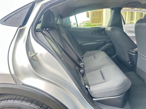 Used 2025 Toyota Prius LE image 40