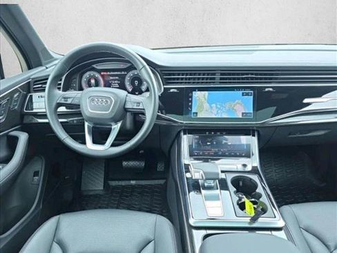 Used 2025 Audi Q7 3.0T Premium Plus w/ Premium Plus Package image 12