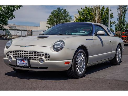 Used 2005 Ford Thunderbird 50th Anniversary RWD image 7