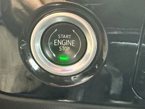 Used 2022 Chevrolet Silverado 1500 RST w/ Protection Package AWD/4WD image 31
