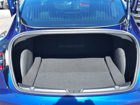 Used 2018 Tesla Model 3 Performance image 16