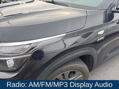 Used 2021 Kia Seltos LX image 4