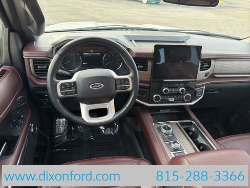 Used 2024 Ford Expedition Limited image 22